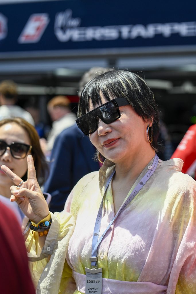 BYD Vizepräsidentin Stella Li bei der Formel 1 in Monaco
